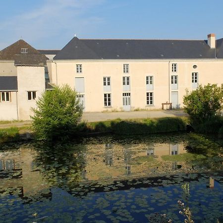 Gite Des Grands Moulins De Bauge Buitenkant foto