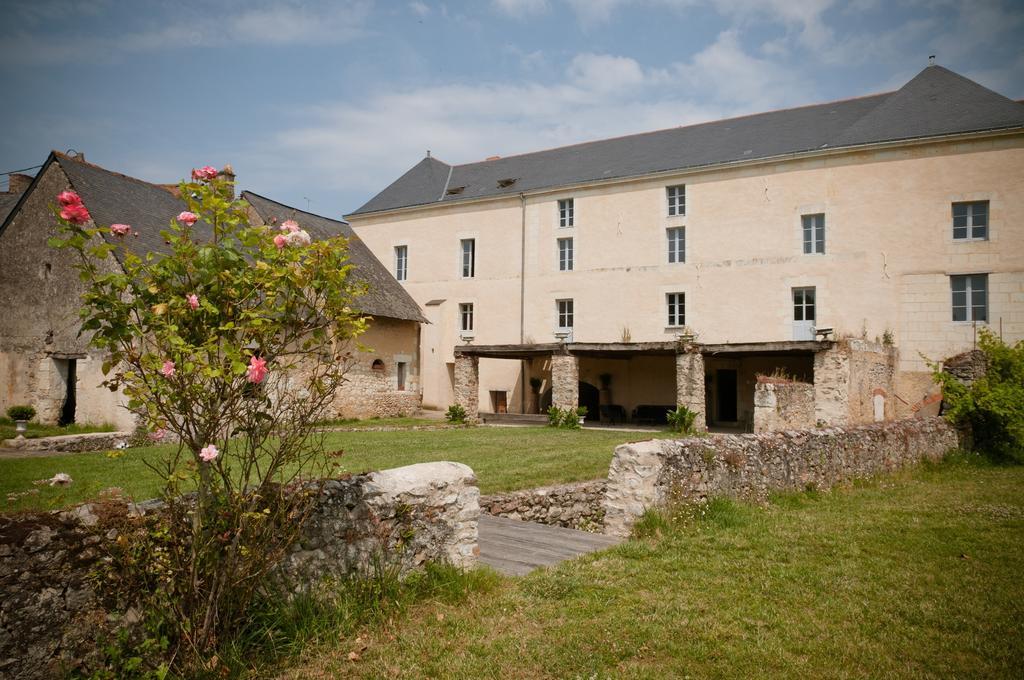 Gite Des Grands Moulins De Bauge Hotel Buitenkant foto